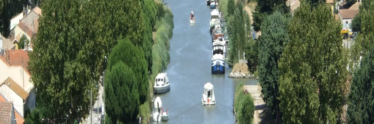 Image Installateur carport solaire Aigues-Mortes