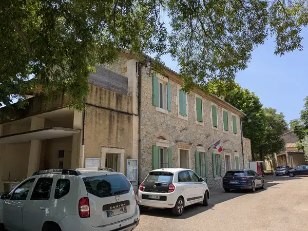 Carport Solaire 30 Installateur carport solaire Saint-Just-et-Vacquières